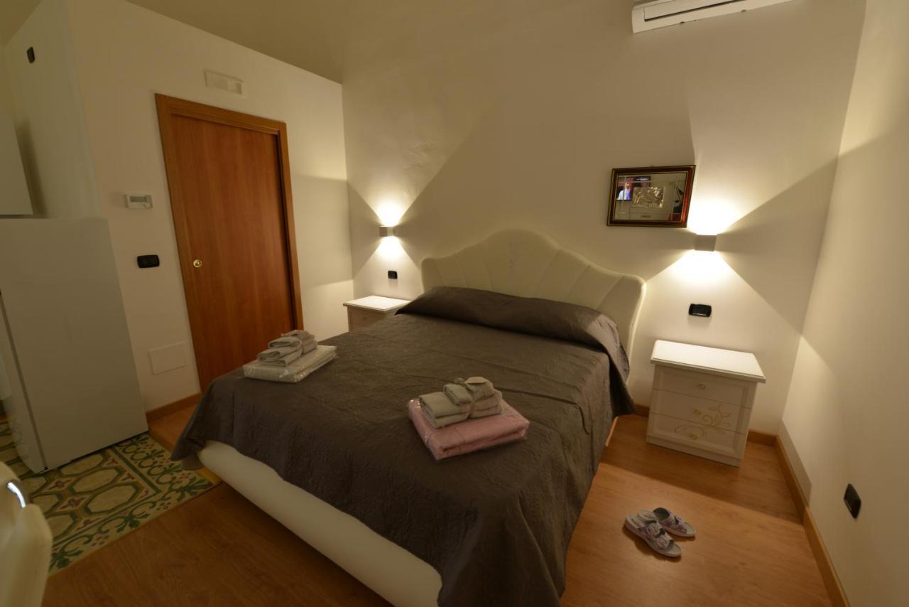 カノーザ・ディ・プーリア L'Antico Palazzo Bed & Breakfast エクステリア 写真